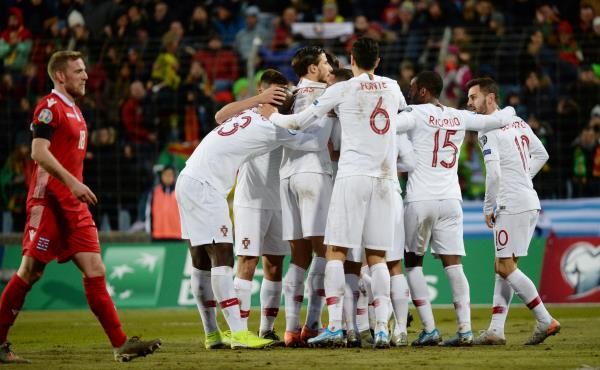 لاعبو البرتغال