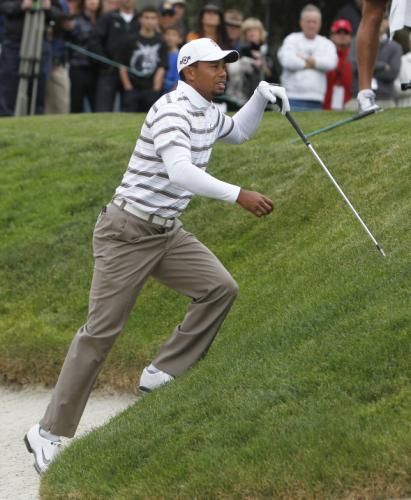 2010-12-04t234747z_01_dlm38_rtridsp_3_golf_reuters