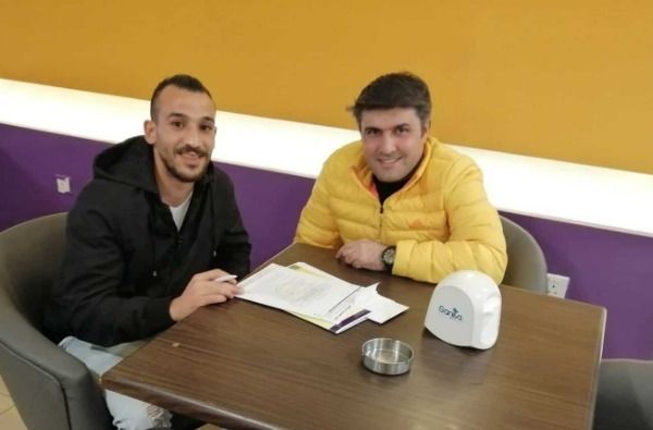 أنس أبو طعيمة بعد التوقيع