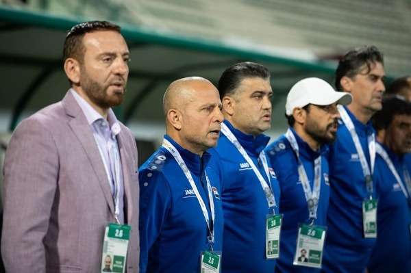 فجر إبراهيم مع الجهاز الفني