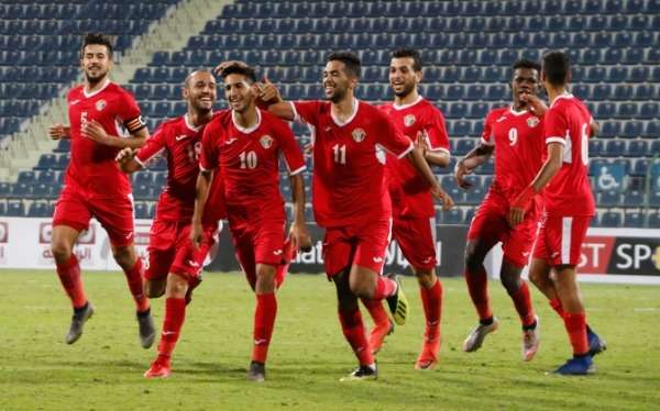 فرحة الأردن بهدف الفوز على العراق
