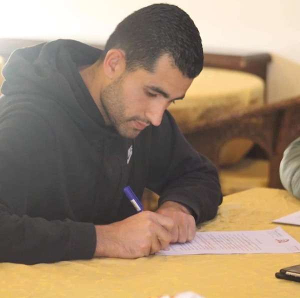 المحسيري لحظة التوقيع