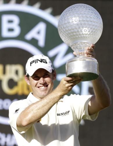 2010-12-05t152323z_01_ssib04_rtridsp_3_golf-suncity-winner_reuters