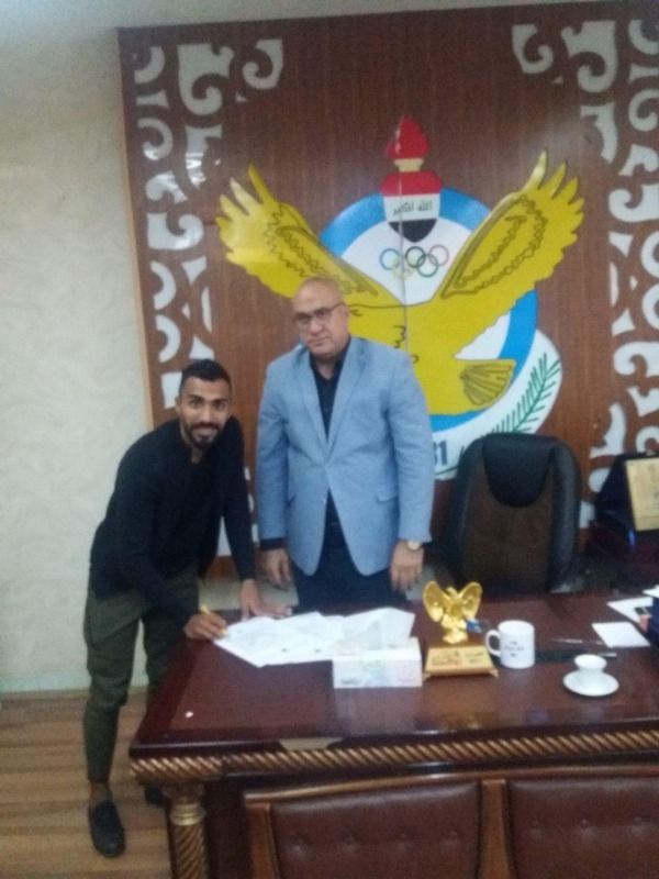 توقيع اللاعب