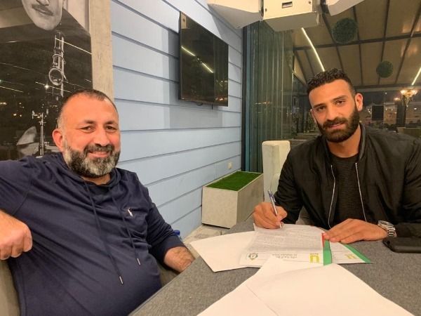 العرب وحوامدة بعد توقيع العقد