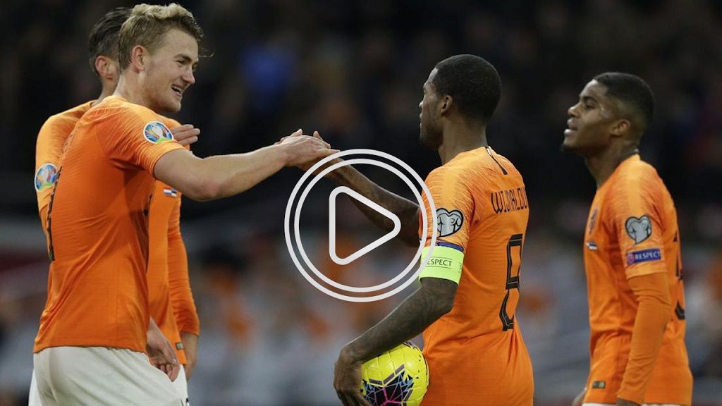 لاعبو هولندا