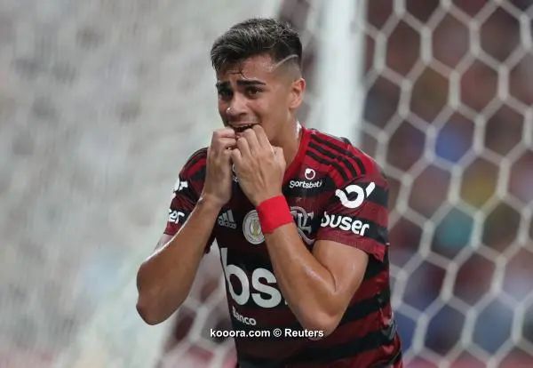 ?i=reuters%2f2019-11-10%2f2019-11-10t223929z_525697601_rc2m8d9ml5po_rtrmadp_3_soccer-brazil-fla-bah-report_reuters