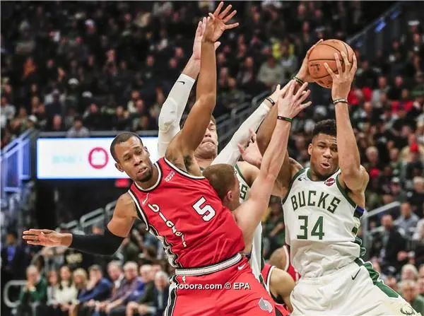 ?i=epa%2fbasketball%2f2019-11%2f2019-11-22-08015958_epa
