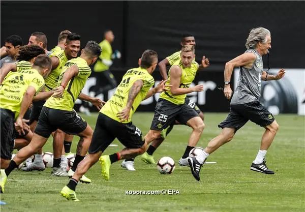 ?i=epa%2fsoccer%2f2019-11%2f2019-11-22%2f2019-11-22-08017218_epa