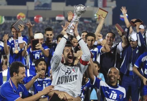 2010-12-05t185827z_01_aden106_rtridsp_3_soccer-gulf_reuters