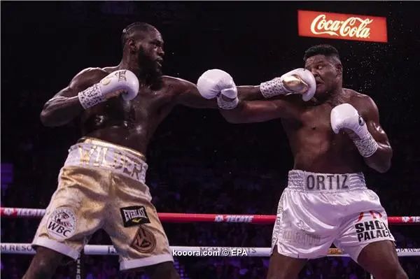 ?i=epa%2fathletics%2f2019-11%2f2019-11-24-08021298_epa