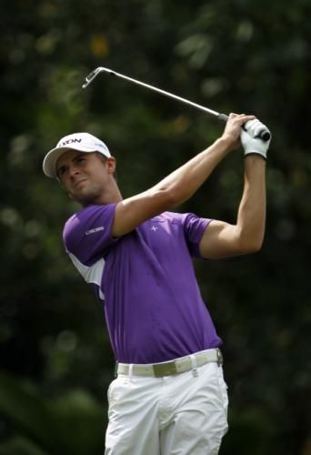 2010-11-14t051231z_01_sgp808_rtridsp_3_golf-european_reuters