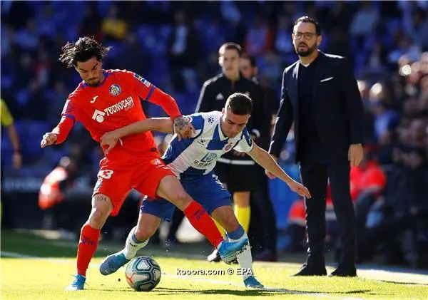 ?i=epa%2fsoccer%2f2019-11%2f2019-11-24%2f2019-11-24-08021859_epa