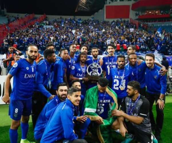 لاعبو الهلال