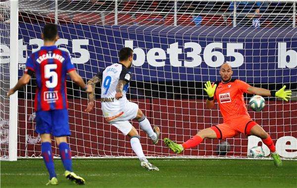 من لقاء ديبورتيفو ألافيس وإيبار