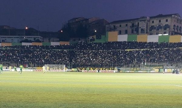  ملعب "أول نوفمبر"