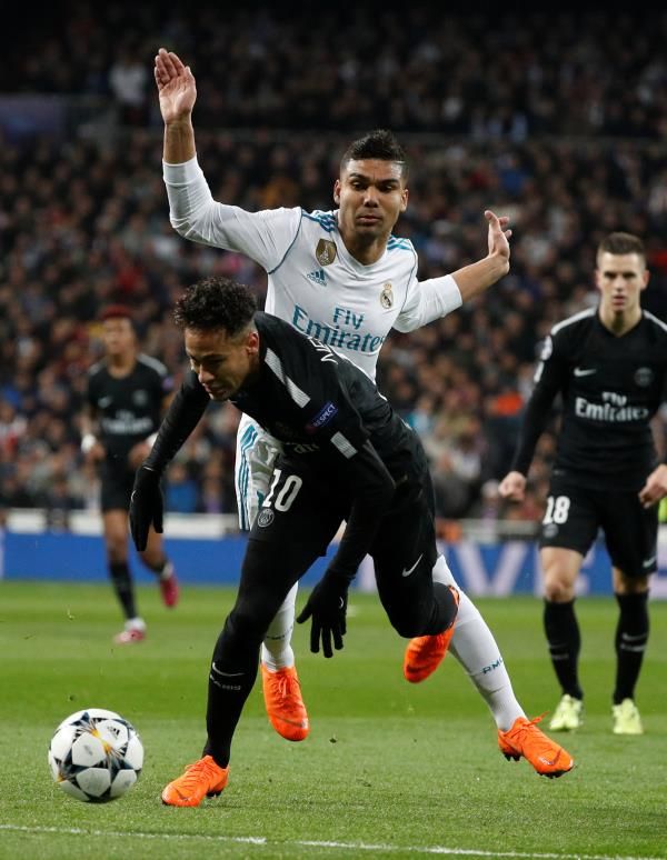 نيمار مع كاسيميرو