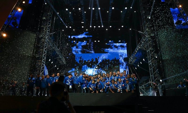 من الاحتفالية