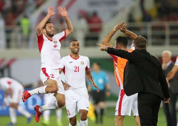 فراس شلباية بقميص المنتخب الوطني