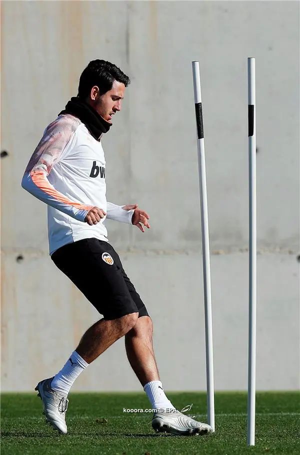 ?i=epa%2fsoccer%2f2019-11%2f2019-11-26%2f2019-11-26-08026271_epa