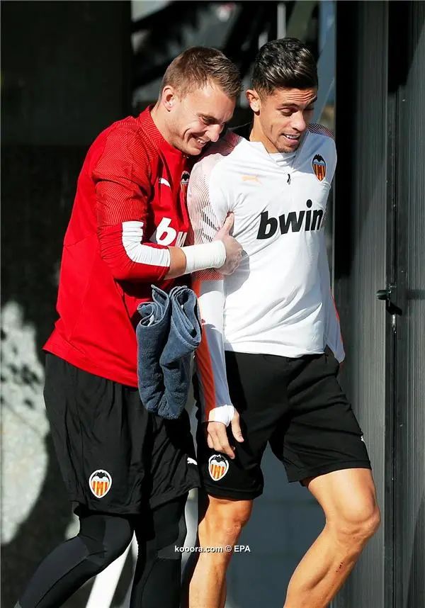 ?i=epa%2fsoccer%2f2019-11%2f2019-11-26%2f2019-11-26-08026273_epa