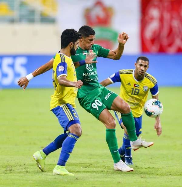 من مباريات الفرق الإماراتية