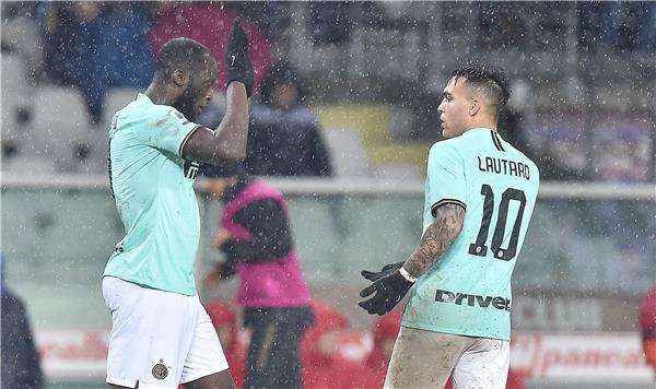 لوكاكو ولاوتارو