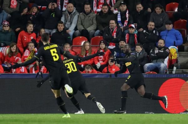 فرحة لاعبي إنتر ميلان