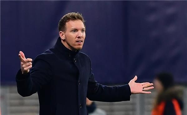 جوليان ناجلسمان