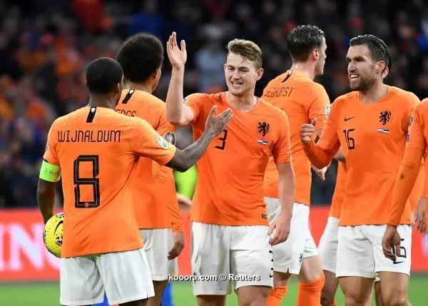 ?i=reuters%2f2019-11-19%2f2019-11-19t212613z_1308699486_rc2led9nv6t6_rtrmadp_3_soccer-euro-nld-est-report_reuters
