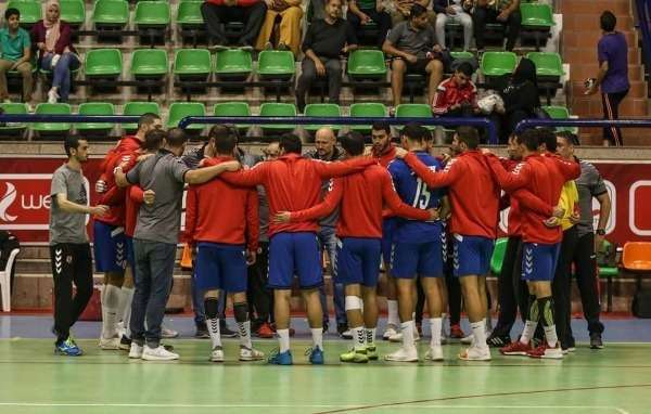 لاعبو الأهلي لكرة اليد