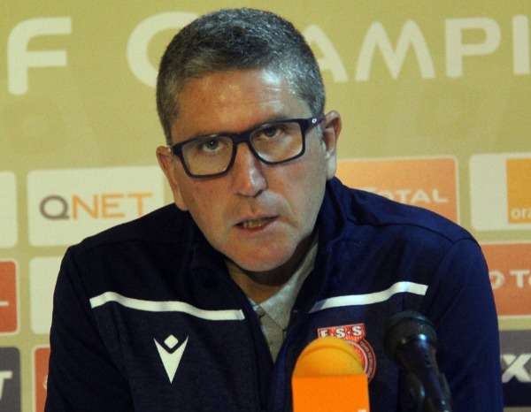  من المؤتمر الصحفي 