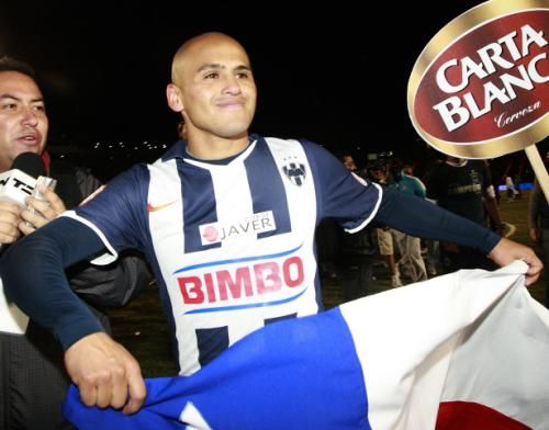 2010-12-06t034030z_01_mex74_rtridsp_3_soccer-latam_reuters