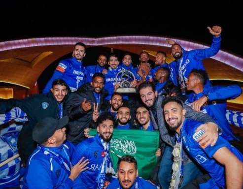 لاعبو الهلال