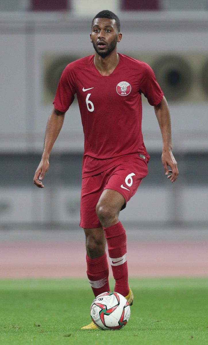 عبد العزيز حاتم 