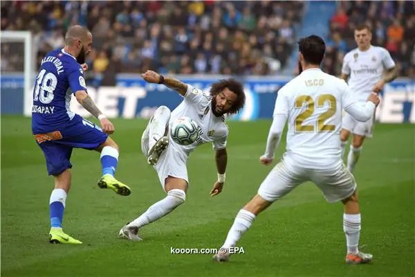 ?i=epa%2fsoccer%2f2019-11%2f2019-11-30%2f2019-11-30-08034987_epa