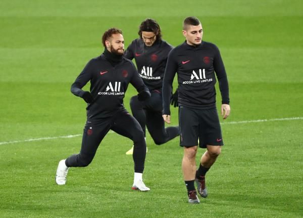 نيمار وكافاني وفيراتي