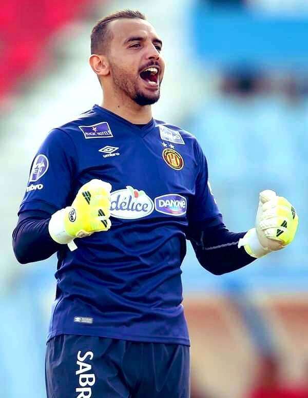 معز بن شريفية