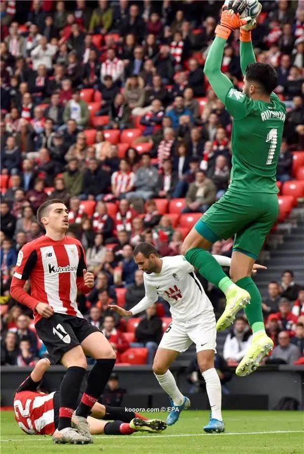 ?i=epa%2fsoccer%2f2019-12%2f2019-12-01%2f2019-12-01-08037197_epa