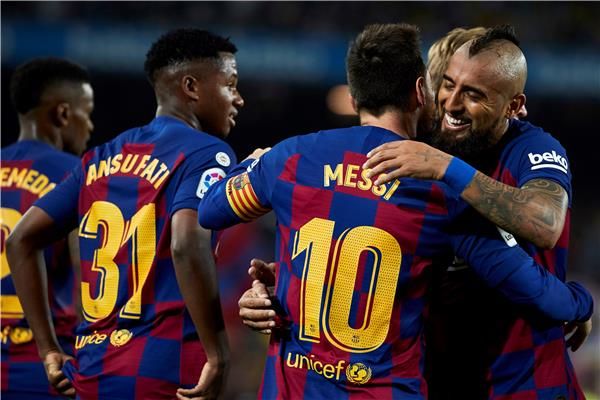 لاعبو برشلونة - أرشيفية