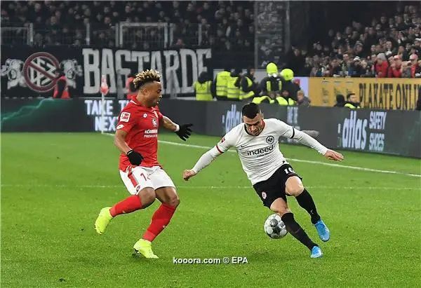 ?i=epa%2fsoccer%2f2019-12%2f2019-12-02%2f2019-12-02-08040158_epa