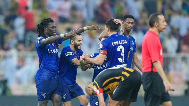 لاعبو الهلال