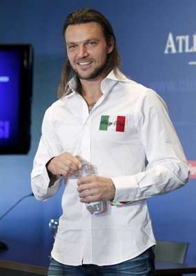 توماس اوفالوسي