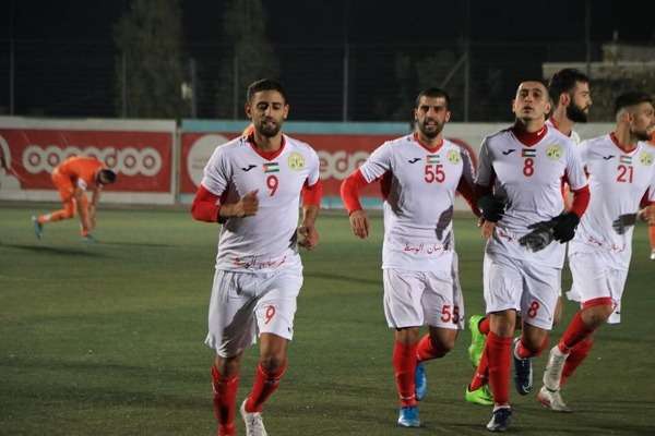 محمد ناطور يحتفل بهدفه