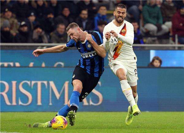 ميلان سكرينيار