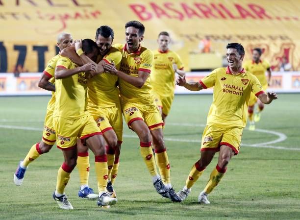 لاعبو جوزتيبي