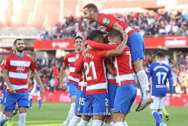 ?i=epa%2fsoccer%2f2019-12%2f2019-12-07%2f2019-12-07-08052120_epa