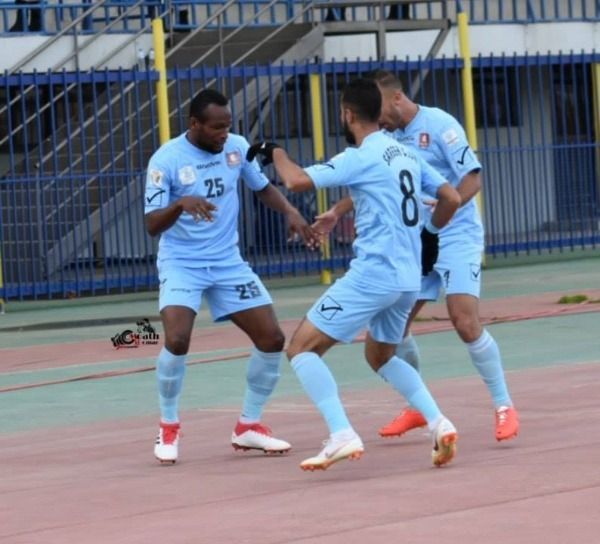 لاعبو الصريح 