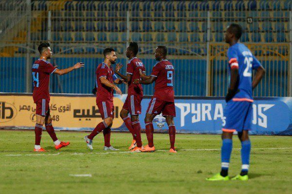 لاعبو بيراميدز 