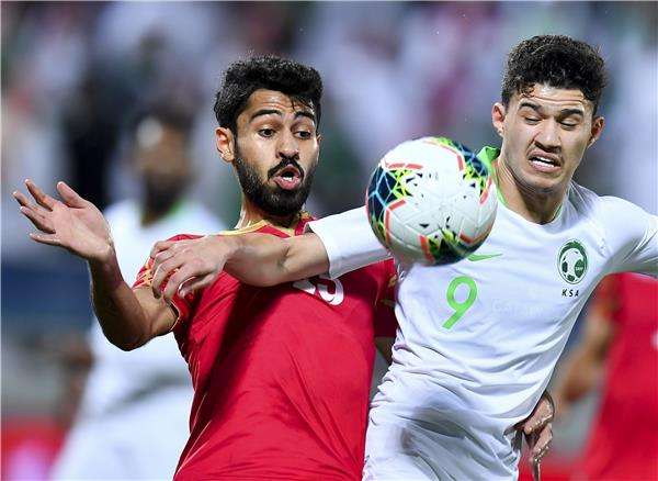 من اللقاء النهائي بين البحرين والسعودية